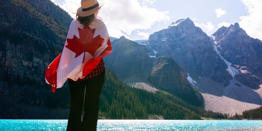 Viajar y conseguir el permiso permanente en Canadá.