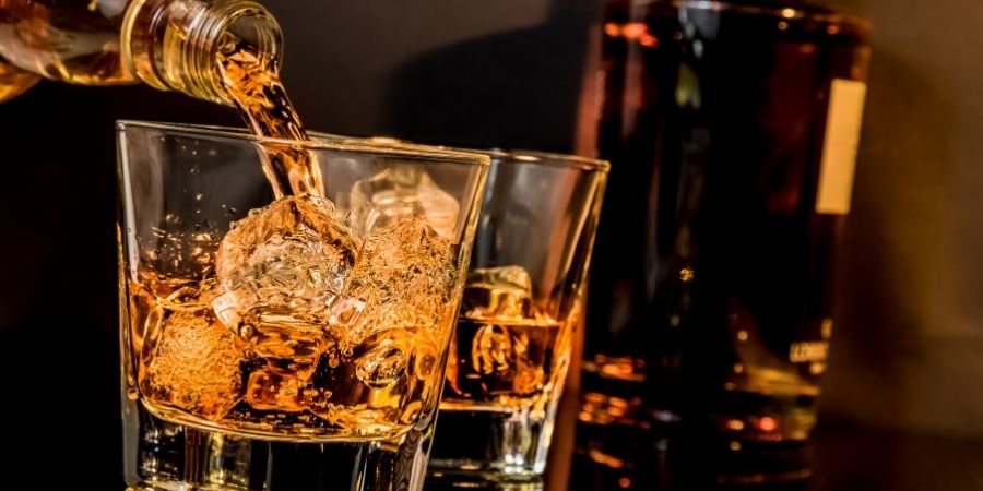 el whisky es la bebida alcoholica preferida